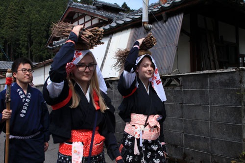 大原女(おおはらめ)祭り 4/23~5/8_e0048413_19214091.jpg
