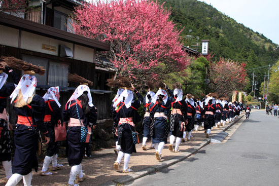 大原女(おおはらめ)祭り 4/23~5/8_e0048413_19222087.jpg