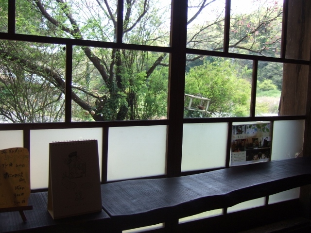 追加納品してきました 桃の咲く頃展_a0306166_01085593.jpg