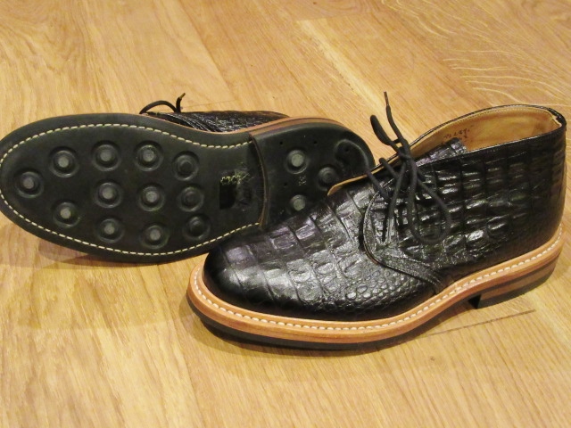 週末に向けて色々と入荷してます。。。& 来季のTricker\'s の御予約!★?_d0152280_14272015.jpg