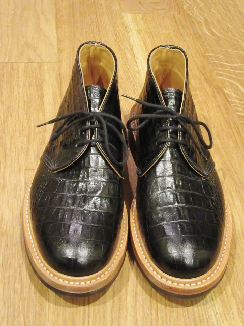 週末に向けて色々と入荷してます。。。& 来季のTricker\'s の御予約!★?_d0152280_1454284.jpg