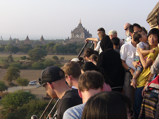 Myanmar #7 The sunset_f0106999_059162.jpg