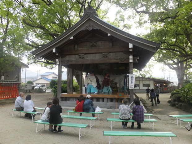 宇美神楽_b0114209_16101883.jpg