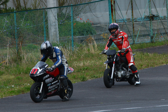 NSRmini トミンB走行_d0067418_1585217.jpg