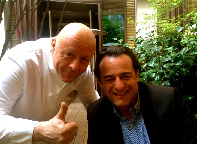レ・ゼトワール・ド・ムージャン Les Etoiles de Mougins_a0231632_22172223.jpg