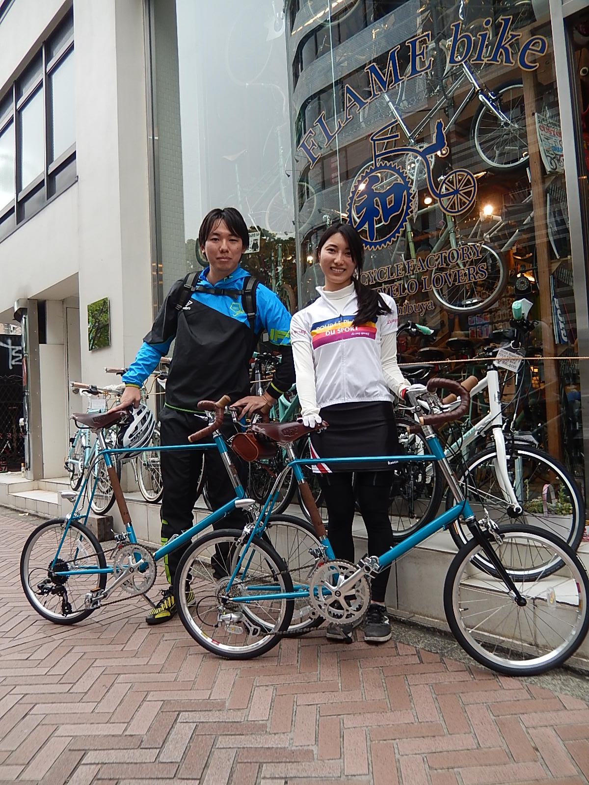 4月24日　渋谷　原宿　の自転車屋　FLAME bike前です_e0188759_18561891.jpg
