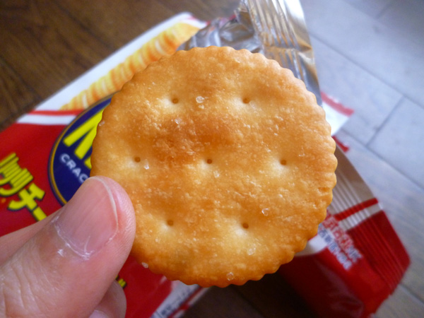 【ヤマザキナビスコ】RITZ リッツチーズサンド_c0152767_19212260.jpg