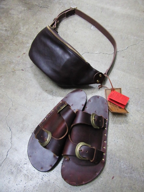 大好評のSLOW ・・・ FUNNY BAG (RUBONO LEATHER仕様)!★!_d0152280_22233934.jpg