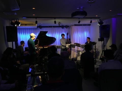 Jazzlive comin 本日火曜日のライブ_b0115606_10443411.jpeg