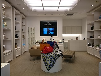PSDデザインの銀座ショップ3店巡り!_d0091909_19124626.jpg