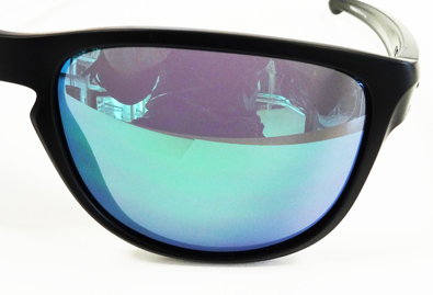 OAKLEY(オークリー)2016年春の新作サングラスSLIVER R(スリバー アール)入荷!_c0003493_16121444.jpg