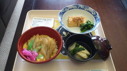 ４月の行事食_b0159098_18451825.jpg