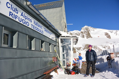 2016年4月『雪と氷の峰々-アルプス・オートルート②』April 2016 \"Re-challenge of Alps Haute Route②\"_c0219616_6223137.jpg
