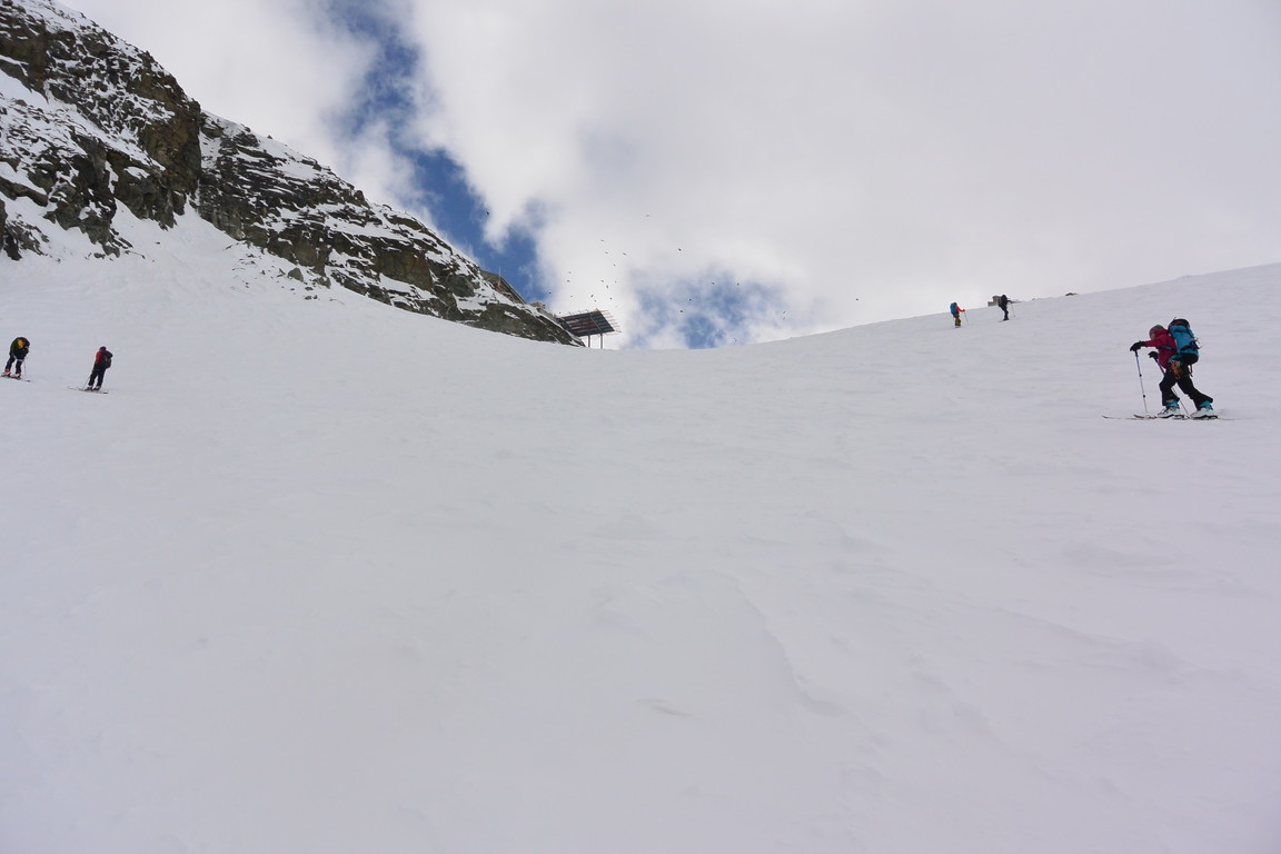 2016年4月『雪と氷の峰々-アルプス・オートルート①』April 2016 \"Re-challenge of Alps Haute Route①\"_c0219616_9374930.jpg