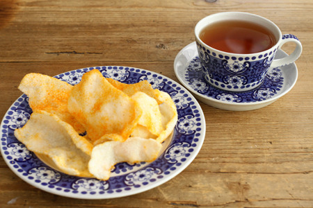 今日のお茶～北欧・アラビアのアリ～_e0333647_15021981.jpg