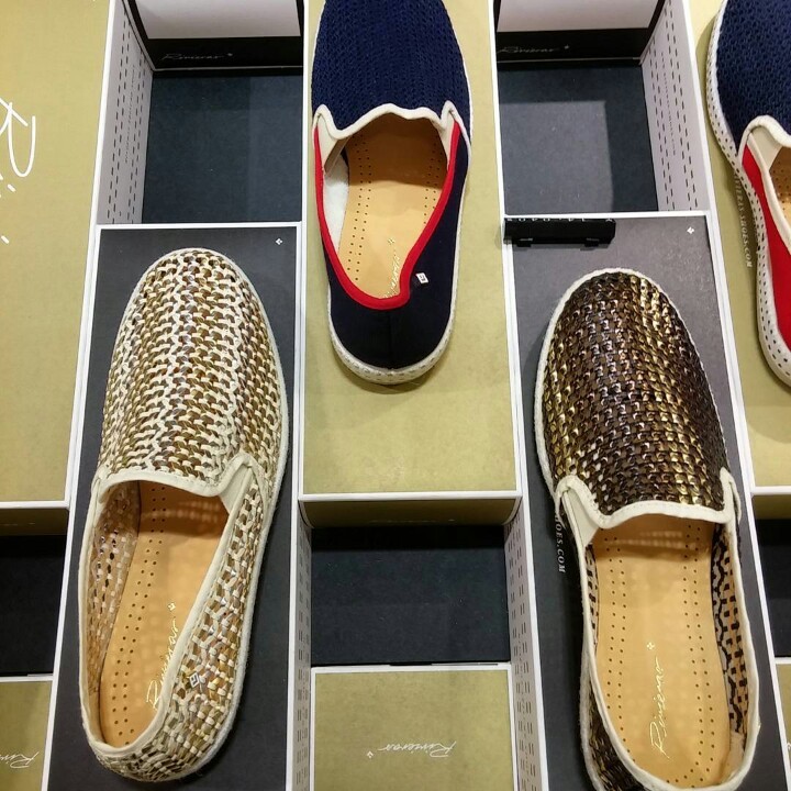 カラフル コンフォータブル リーズナブル Rivieras リビエラ のトレンドスリッポン シューケアマイスター靴磨き工房 銀座三越店
