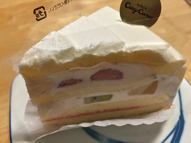 コージーコーナー 苺のフルーツケーキ 苺の宇治抹茶ケーキ さくらのケーキ を食べた Chokoballcafe
