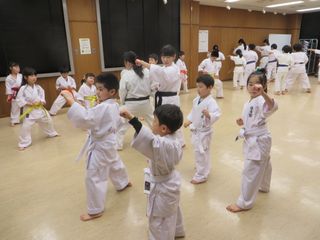 前田教室・手稲教室 春季昇級審査会_c0118332_238277.jpg