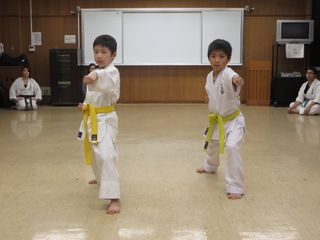 前田教室・手稲教室 春季昇級審査会_c0118332_2383623.jpg