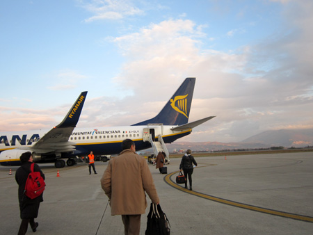 便利ウンブリア空港、私とイタリア語検定CILS_f0234936_7225591.jpg