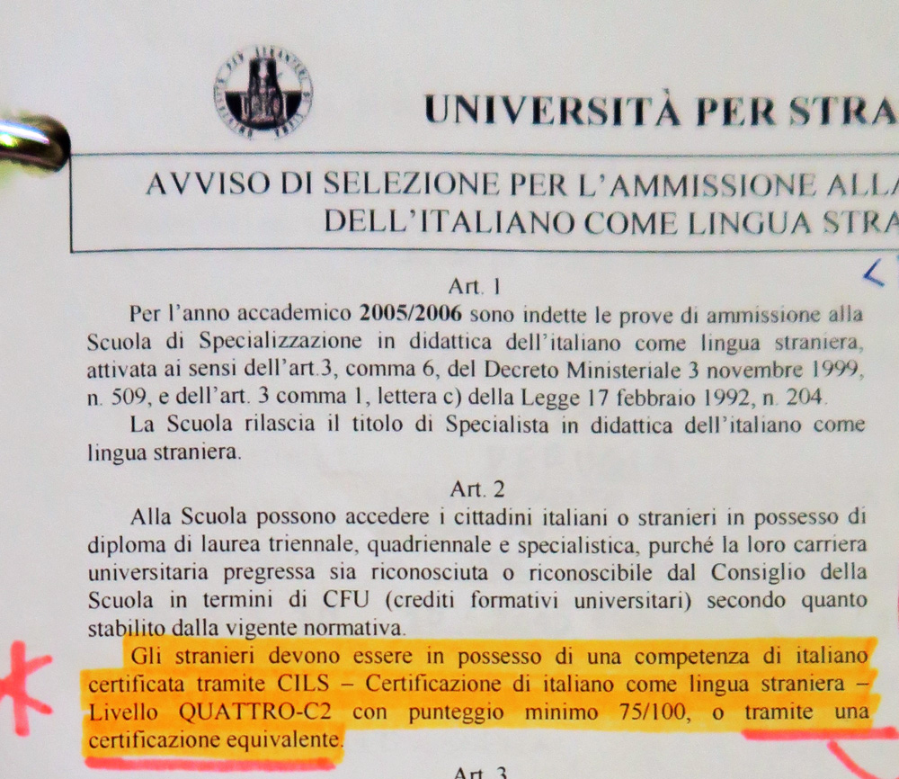 便利ウンブリア空港、私とイタリア語検定CILS_f0234936_7412489.jpg