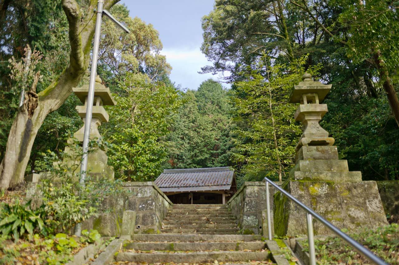 生子神社　福岡県宮若市本城_b0023047_04214060.jpg