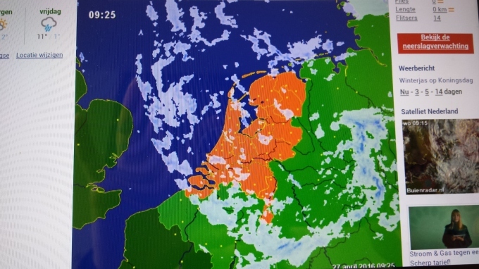 e0344492_04073848.jpg