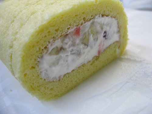 ばぁばのワークショップ! ロールケーキを作る_f0129726_22294669.jpg