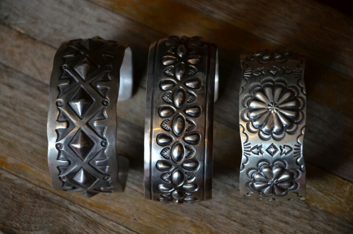 アクセサリー Navajo Allen Lee Sterling Bangle Navajo Allen Lee Sterling Bangle