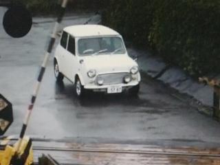 クラッシックミニ イギリスの小さな車ミニ