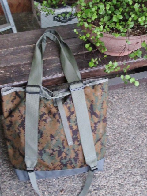 人気者★ Pack NorthWest ・・・ 3WAY Hobo TOTE BAG (NEW)入荷です★★★_d0152280_665661.jpg