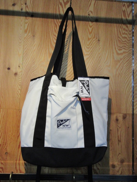 人気者★ Pack NorthWest ・・・ 3WAY Hobo TOTE BAG (NEW)入荷です★★★_d0152280_682172.jpg