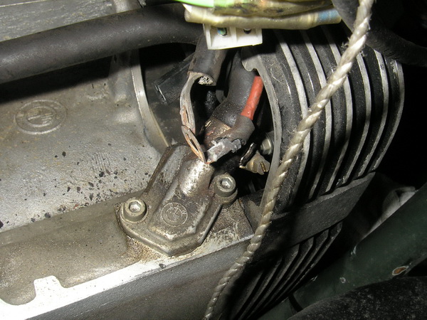BMW 旧Rtype セルモーター交換 _e0218639_1063595.jpg