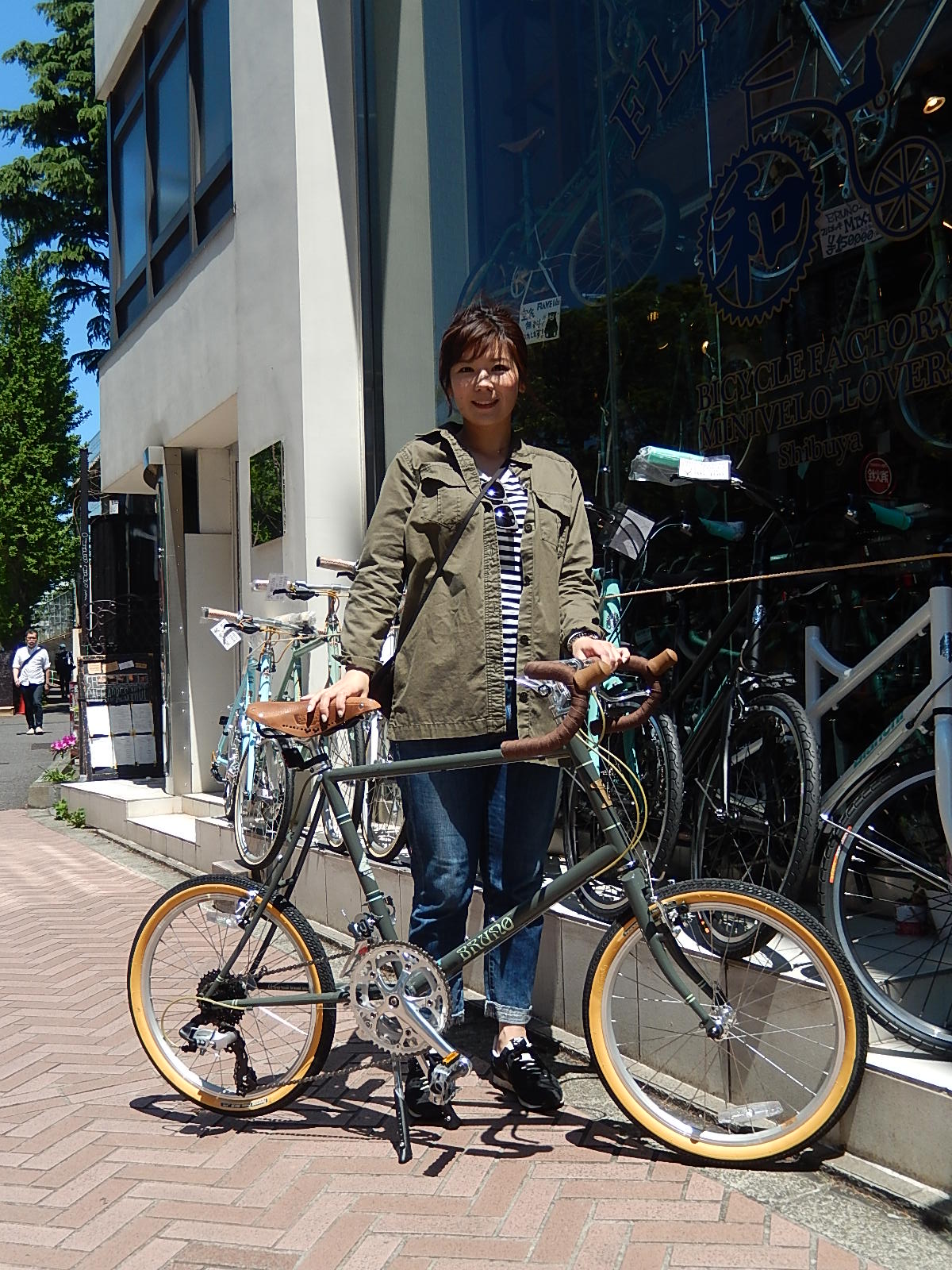 4月30日　渋谷　原宿　の自転車屋　FLAME bike前です_e0188759_18144261.jpg