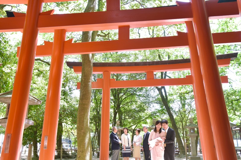 西宮神社でお宮参り・兵庫県西宮市にあるえべっさんと呼ぶ人の方が多い商売繁盛の神社にて16.4.30_c0324376_13162678.jpg