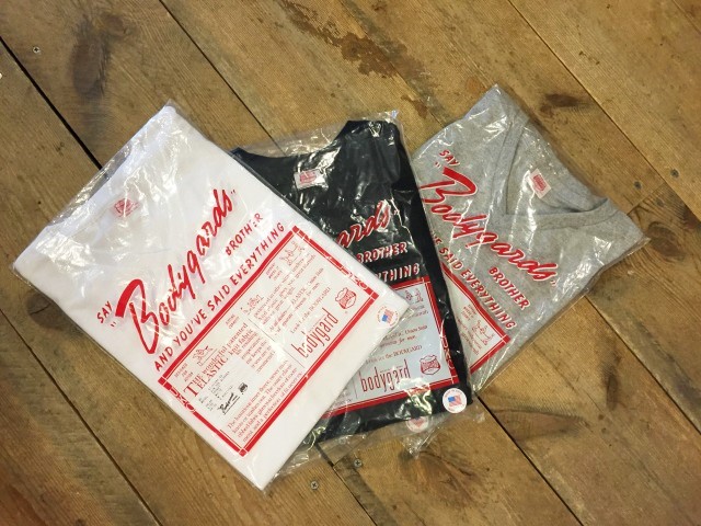 VネックとクルーネックのポケットTee_d0121303_19403537.jpg