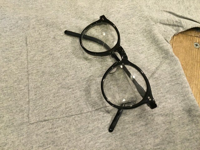 VネックとクルーネックのポケットTee_d0121303_1943581.jpg