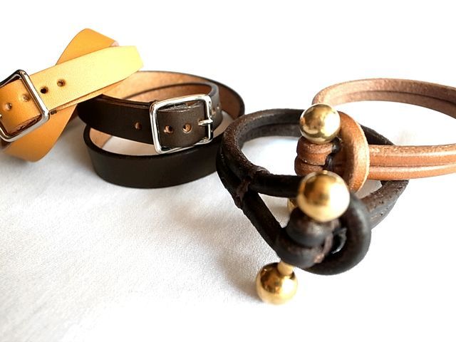 アクセサリー JUTTA NEUMANN \"BARBELL WRIST BAND\" Jutta Neumann｜Barbell Wristband Men｜Natural×Brass