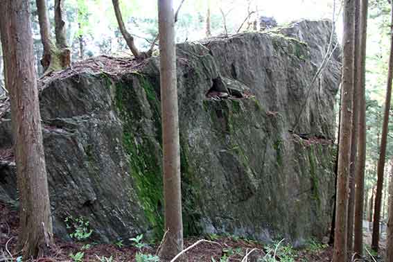 マジェスティー125でミニツーリング♪杖立峠と石尾神社-03♪_d0058941_2112634.jpg