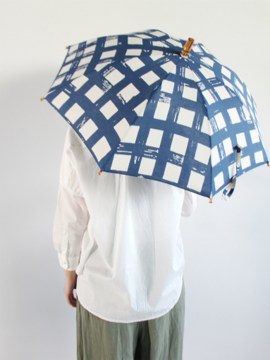 ツタエノヒガサ　 女性の日傘 - 「きつねのたすき」(注染)_b0139281_19322615.jpg