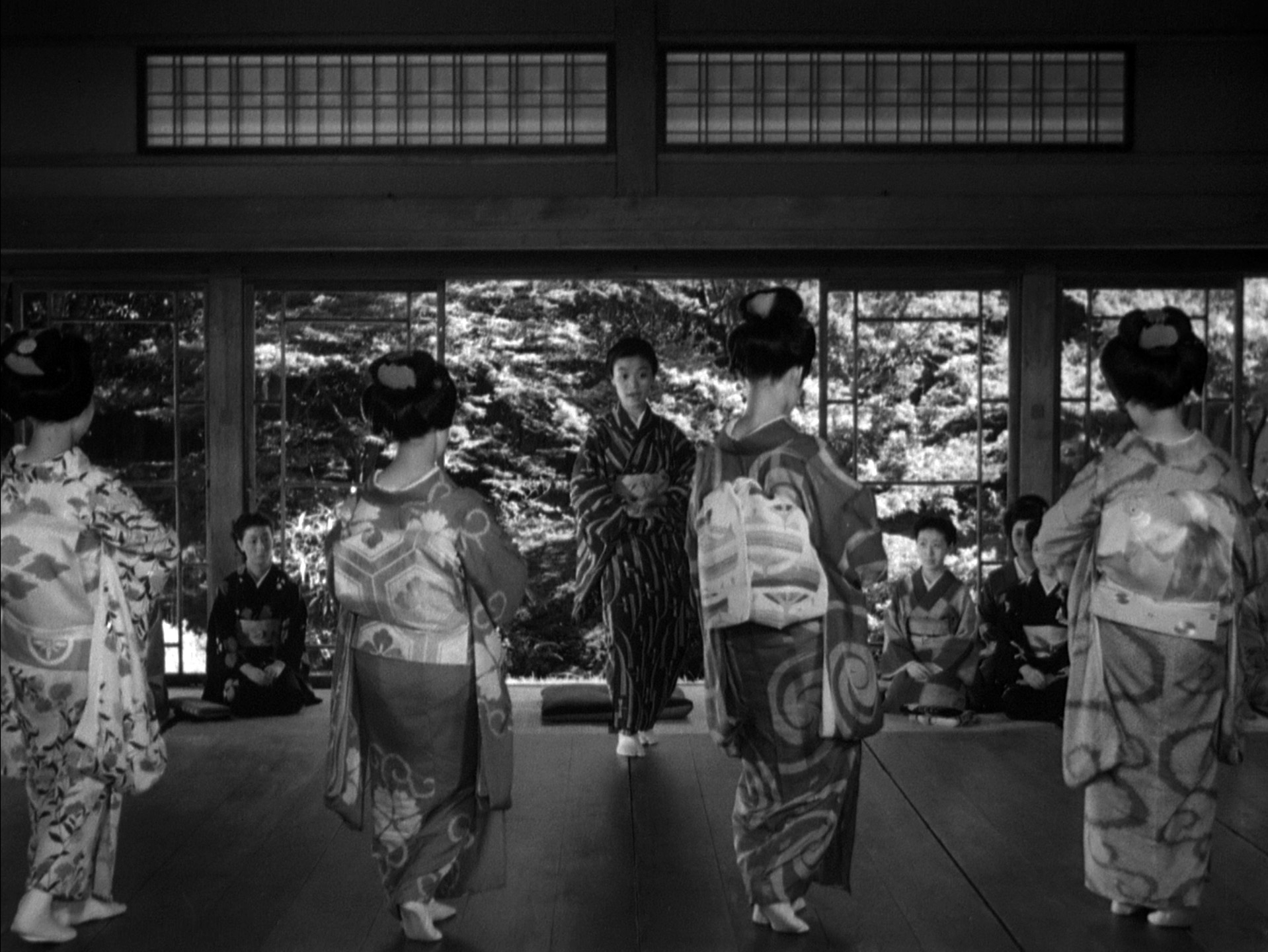 若尾文子（Ayako Wakao)「祇園囃子」（1953年）再録之弐_e0042361_16184225.jpg