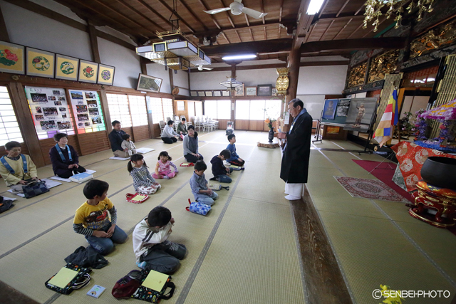 向渕正定寺「子ども花まつり」②_e0271181_19402122.jpg