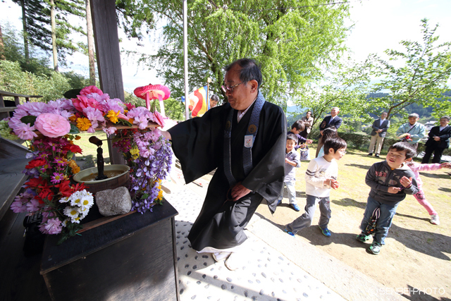 向渕正定寺「子ども花まつり」②_e0271181_20133125.jpg