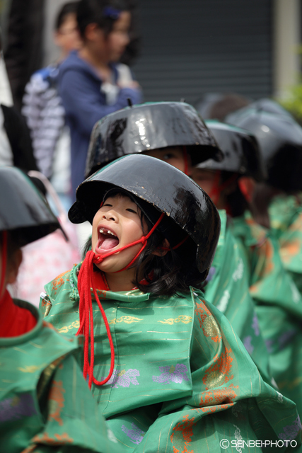 筑摩神社「鍋冠祭」2016①_e0271181_22494418.jpg