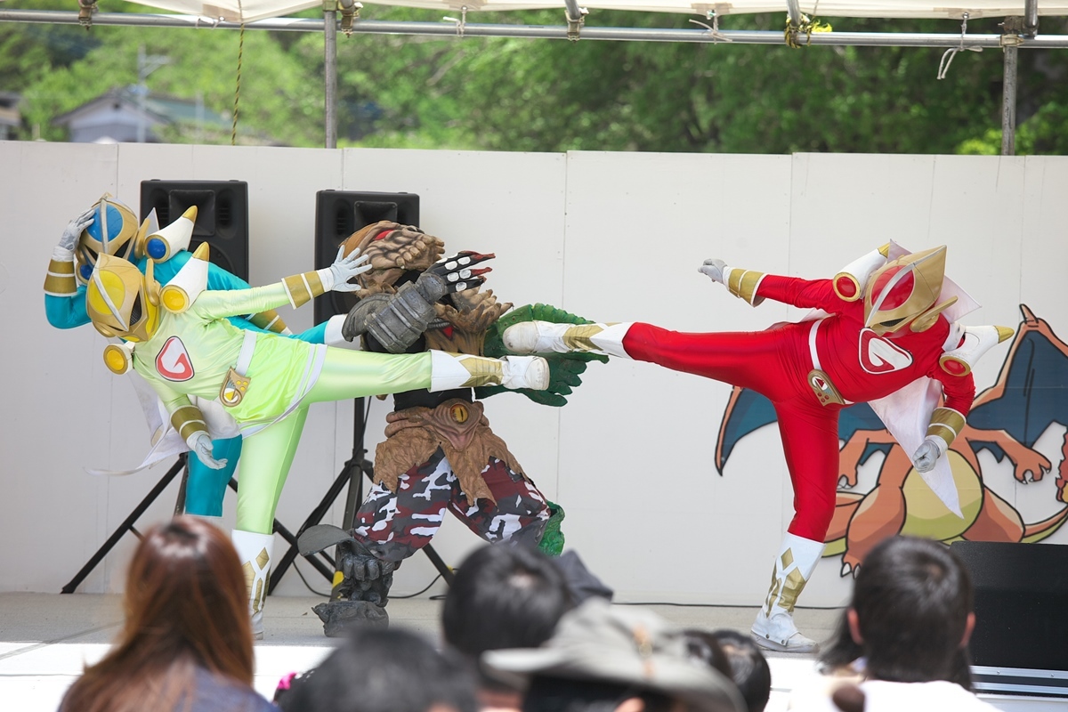 神流町 鯉のぼり祭り 超速戦士g Five Second G Five Jetショー 焼まんじゅうを食らう 神流町 鯉のぼり祭り 超速戦士g Five Second G Five Jetショー 焼まんじゅうを食らう