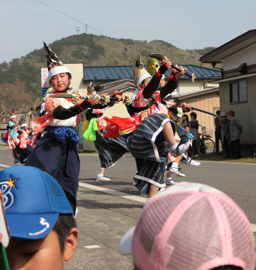 七頭舞の里のお祭り_f0147037_2220326.jpg