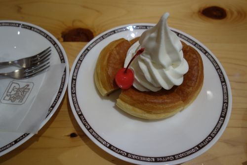 コメダ珈琲店_e0080345_1051259.jpg