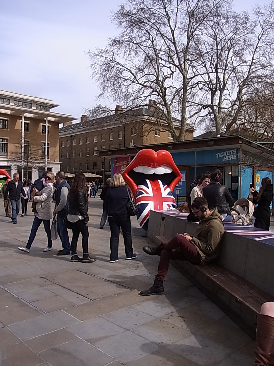 The Rolling Stones Exhibitionism_d0127182_1612237.jpg