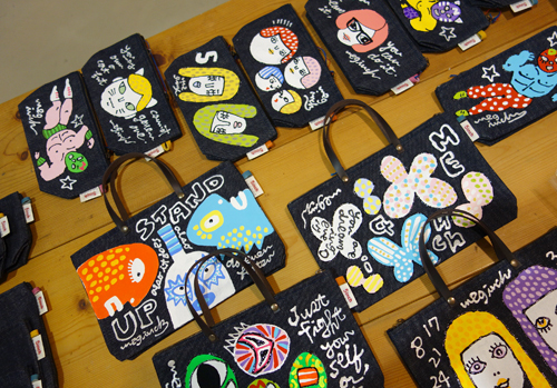 【5inch 百個展 801〜900】恒例ライブペイント描きまくり中!_a0017350_14524695.jpg
