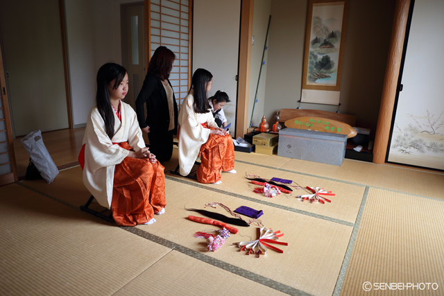 筑摩神社「鍋冠祭」2016①_e0271181_01360230.jpg